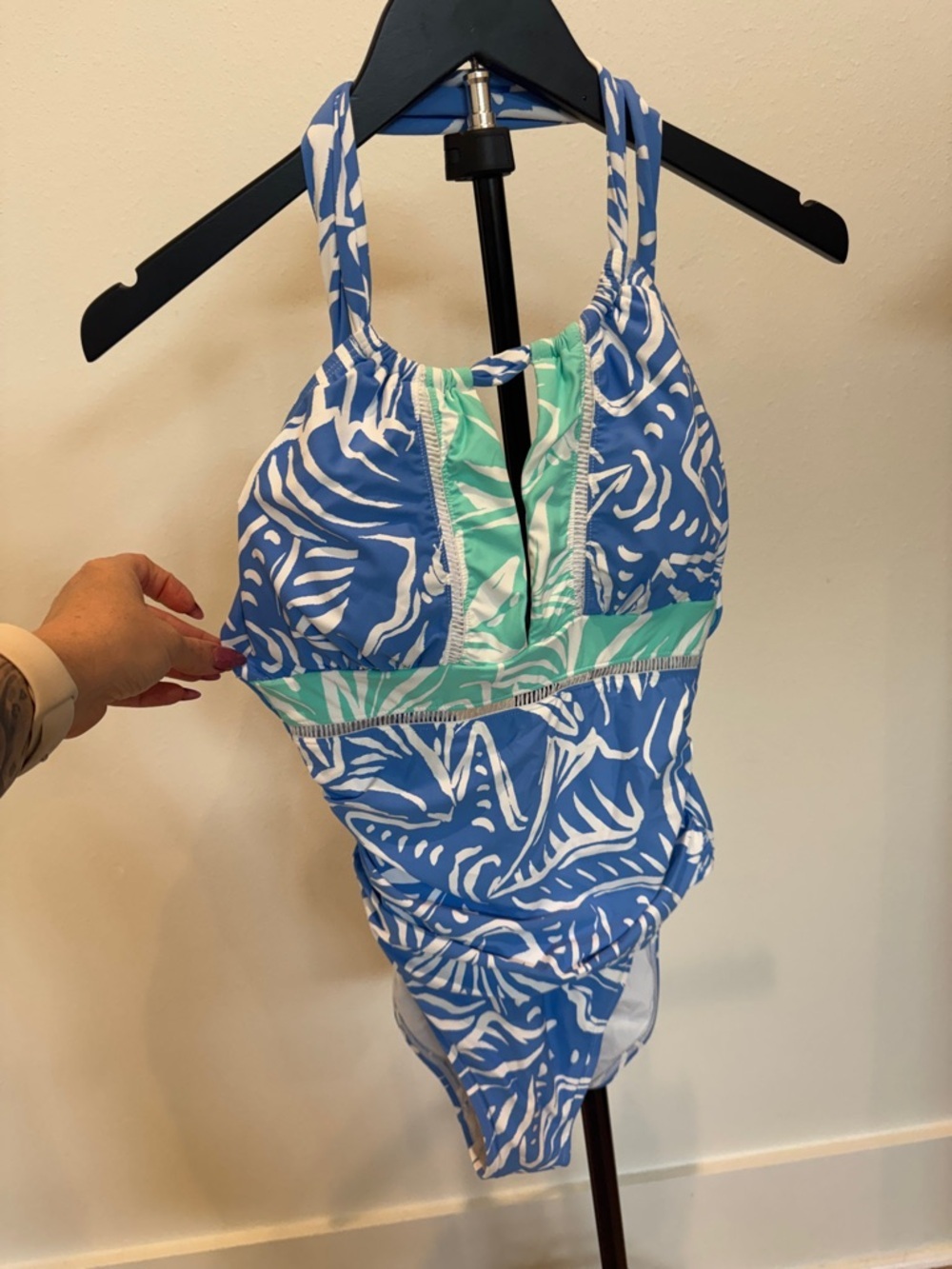 La Blanca Blue & Mint Leaf-Print Womens One-Piece Swimsuit